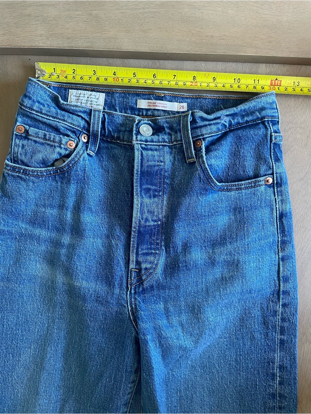 Levi’s Ribcage Straight Button Fly Blue Jeans - Picture 10 of 11